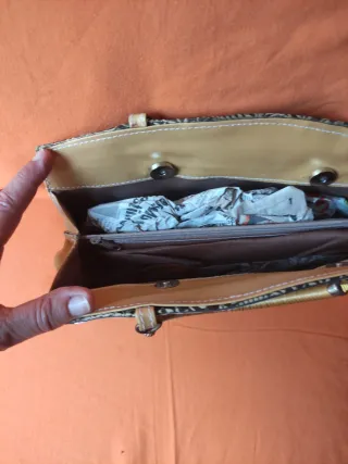 Bolso de fiesta dorado