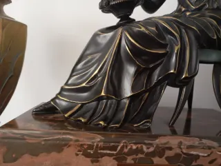 Escultura dama neoclásica Soher bronce.