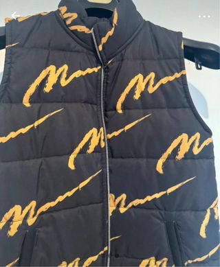 Chaleco acolchado estampado hombre