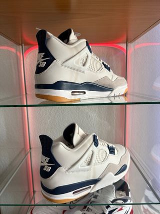 Nike SB x Air Jordan 4 DR5415-100