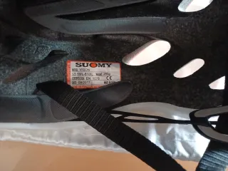 Casco Bicicleta Aero Suomy Blanco/Rojo