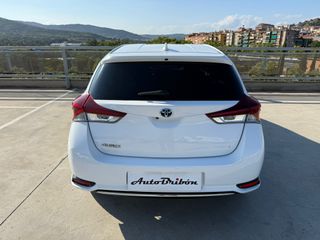 Toyota Auris Etiqueta ECO 2019