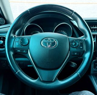 Toyota Auris Etiqueta ECO 2019