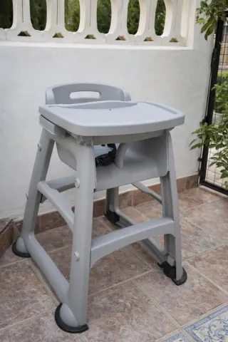 Trona Rubbermaid Hostelería Gris