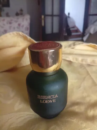 Esencia Loewe perfume descatalogado