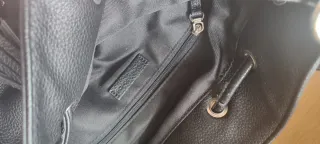 Bolso Mochila Negro Tachuelas