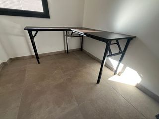 Escritorio de esquina negro