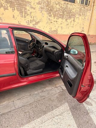 Peugeot 206 2001