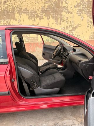 Peugeot 206 2001