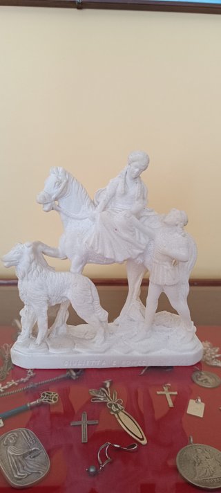 ESPECTACULAR ESTATUA BLANCA DE RUGGERI TITULADA GI