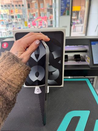 iPad Air 5ta 2022 64gb como nuevo