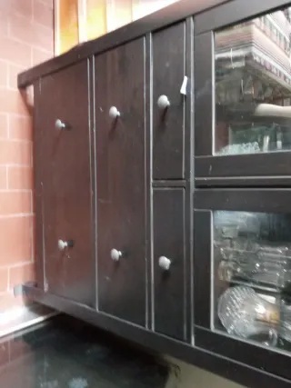 Mueble aparador negro Ikea