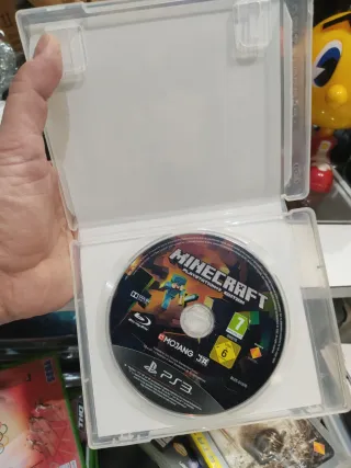 PS3 Assassin's Creed + Minecraft (leer)