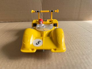 Scalextric Chaparral GT Amarillo