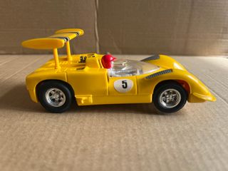 Scalextric Chaparral GT Amarillo