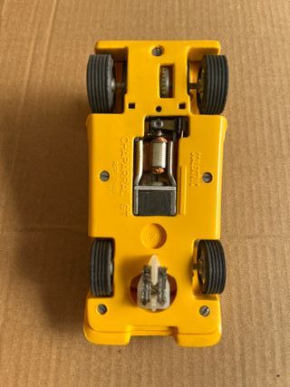 Scalextric Chaparral GT Amarillo