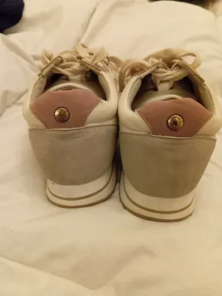 Zapatillas Cortefiel Talla 37 Beige y marrón