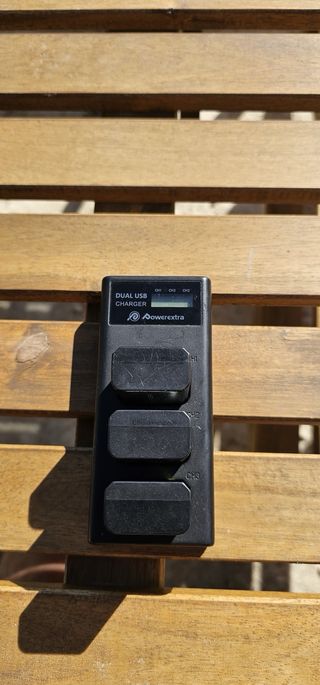 Cámara Sony A6300 + Cargador y Baterías