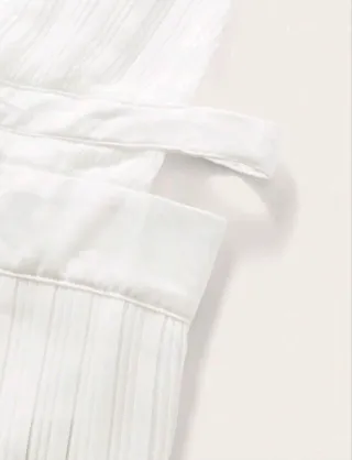 Mono blanco plisado boda civil elegante