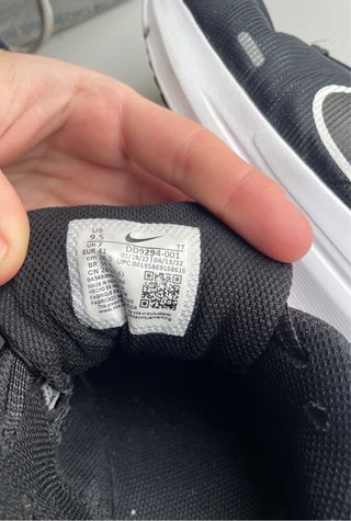 Zapatillas Nike Running Negras y Blancas