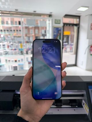 IPHONE 16 PRO 256GB SEMI NUEVO