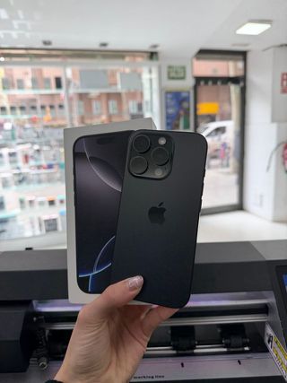 IPHONE 16 PRO 256GB SEMI NUEVO
