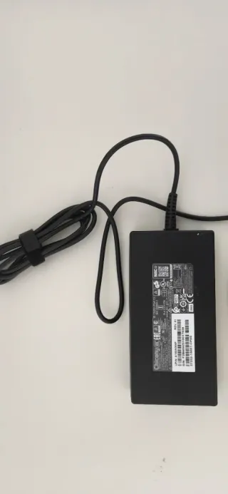 Gigabyte AERO X16 16" – 32GB RAM – RTX 5060