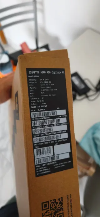 Gigabyte AERO X16 16" – 32GB RAM – RTX 5060