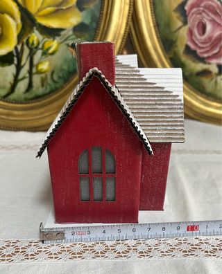Casita Navideña Roja y Blanca
