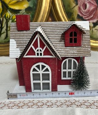 Casita Navideña Roja y Blanca