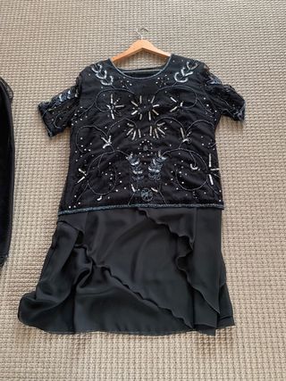 Blusa y falda negra XL con detalles