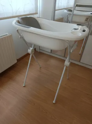 Bañera bebé con patas
