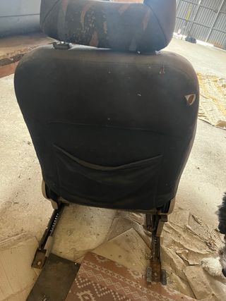 Asiento conductor Nissan Terrano