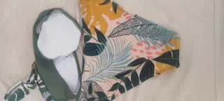 Bikini estampado tropical