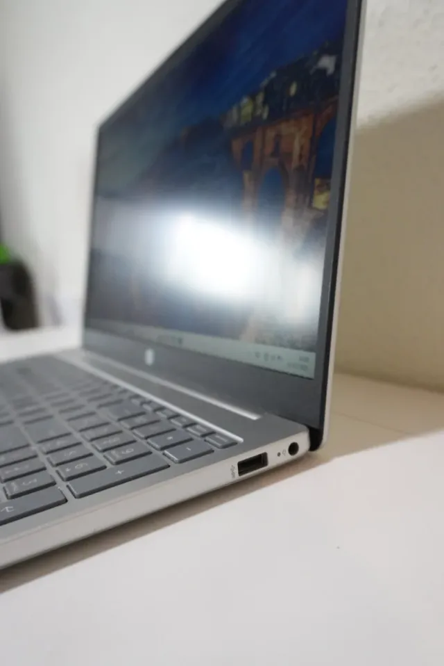 Ordenador Portátil HP Ryzen 7 7730U 8Gb 1Tb NVME