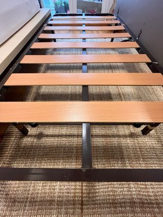 Cama nido con 2 colchones en muy buen estado.