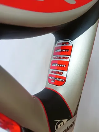 Pala de pádel Dunlop Revolution Pro 2