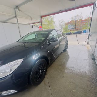 Opel Insignia 2011 .180 milklm.