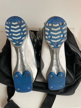 Esquís y botas de esquí numero 39