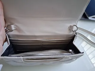 Bolso Steve Madden blanco y plateado