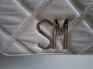 Bolso Steve Madden blanco y plateado