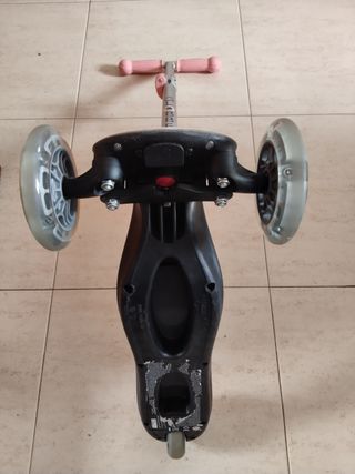 Patinete Globber Expert 2.0. Ruedas con luz.