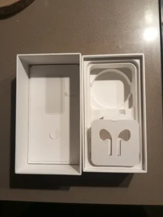 Caja iPhone XS