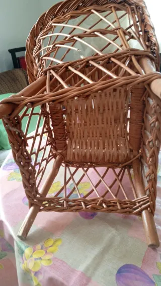 Butaca infantil de mimbre