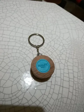 Portachiavi con tappi personalizzati