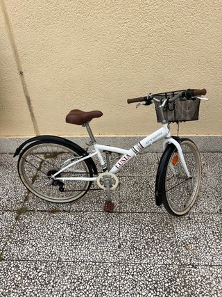 Bicicleta Paseo B-Twin Blanca