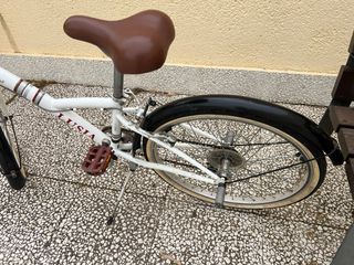 Bicicleta Paseo B-Twin Blanca