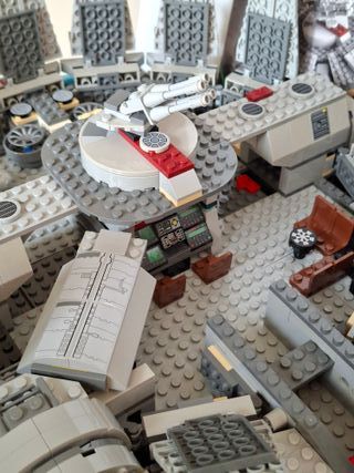 Lego Star Wars 7965 Millennium Falcon