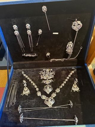 Traje de Fallera completo plata y rosa