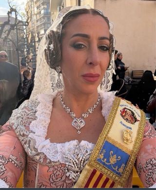 Traje de Fallera completo plata y rosa